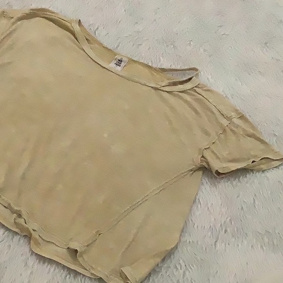 We the free women’s distressed t shirt size medium - Picture 1 of 6